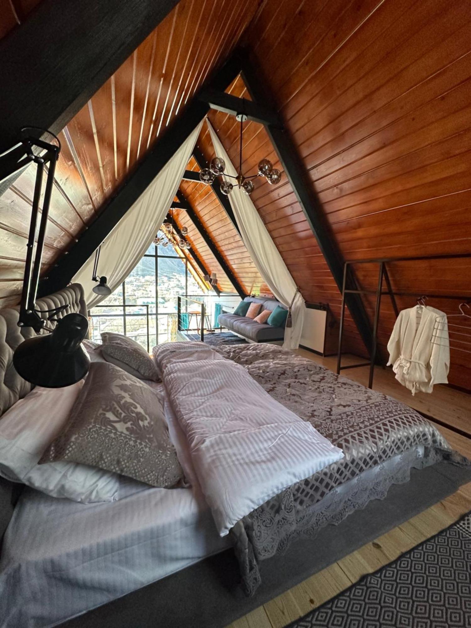 קזבגי Cottage Veranda מראה חיצוני תמונה